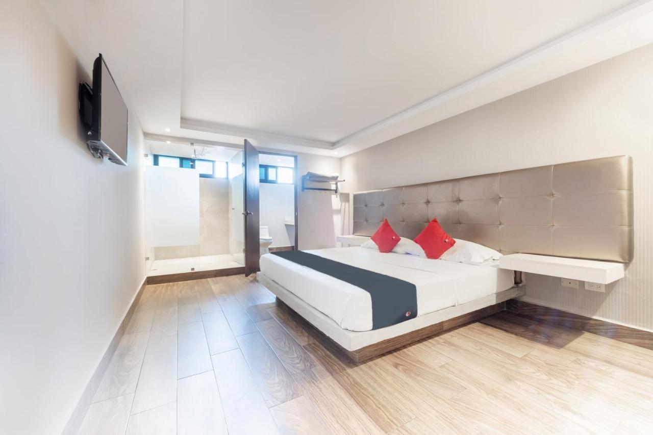 Hotel 202 מונטריי מראה חיצוני תמונה