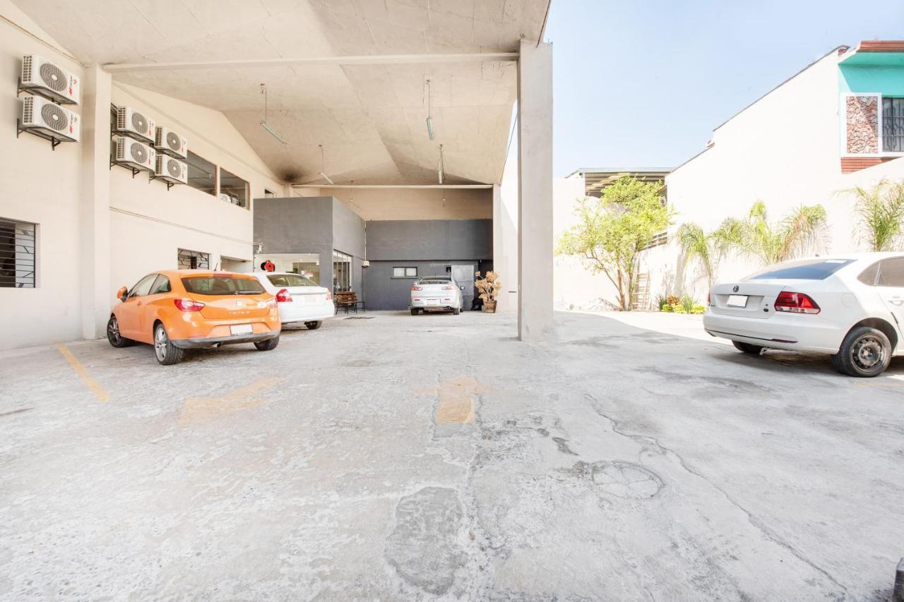 Hotel 202 מונטריי מראה חיצוני תמונה