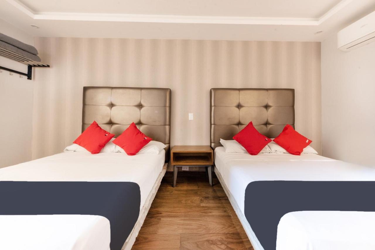 Hotel 202 מונטריי מראה חיצוני תמונה