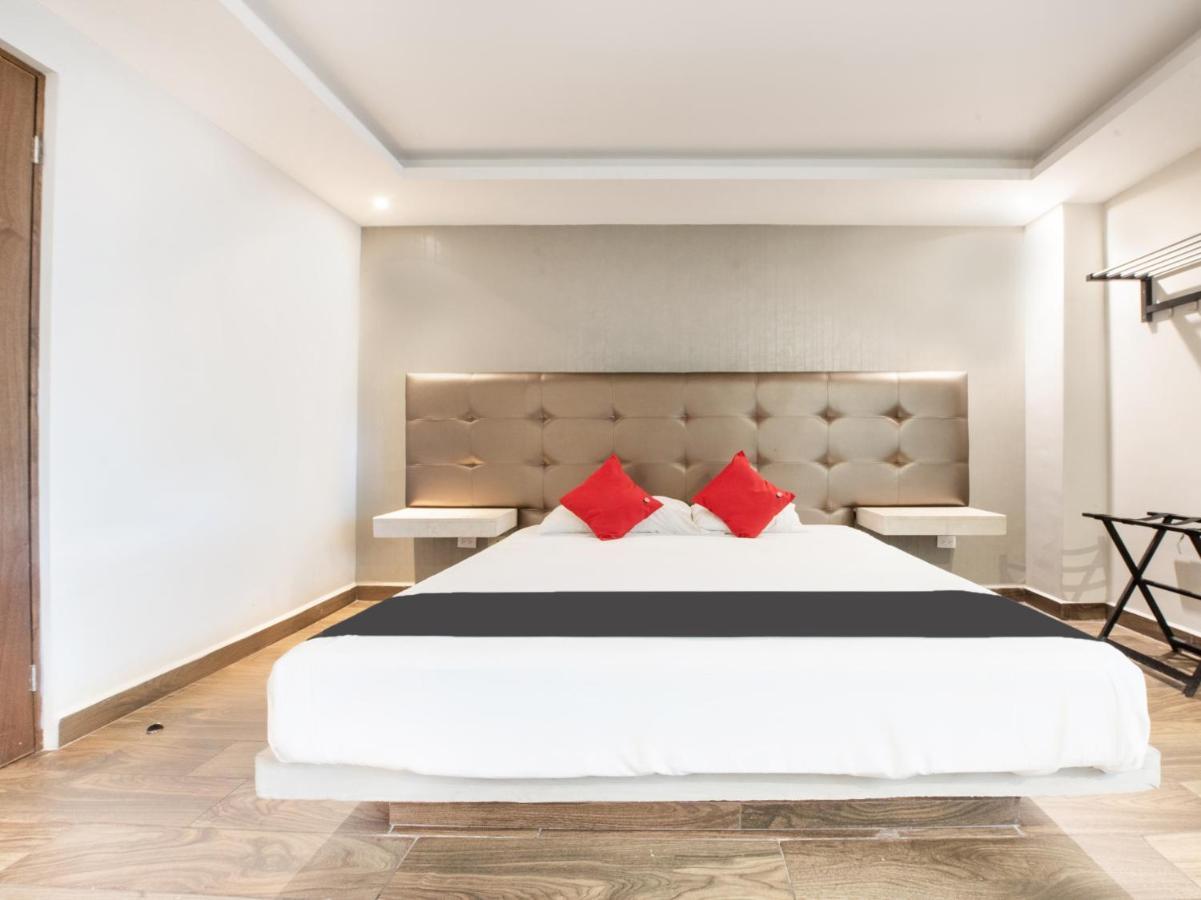 Hotel 202 מונטריי מראה חיצוני תמונה